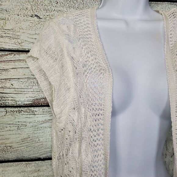 Maurices Women’s Sleeveless Knit Cardigan Vest White Open Front Size L - Picture 3 of 7